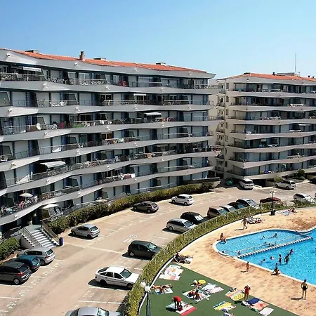 Apartman Rocamaura Iii 4-2 *